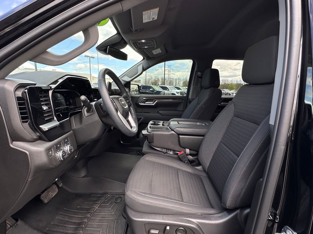 Used 2023 GMC Sierra 1500 Elevation image 17