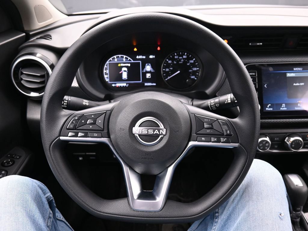 Used 2024 Nissan Kicks SV image 12