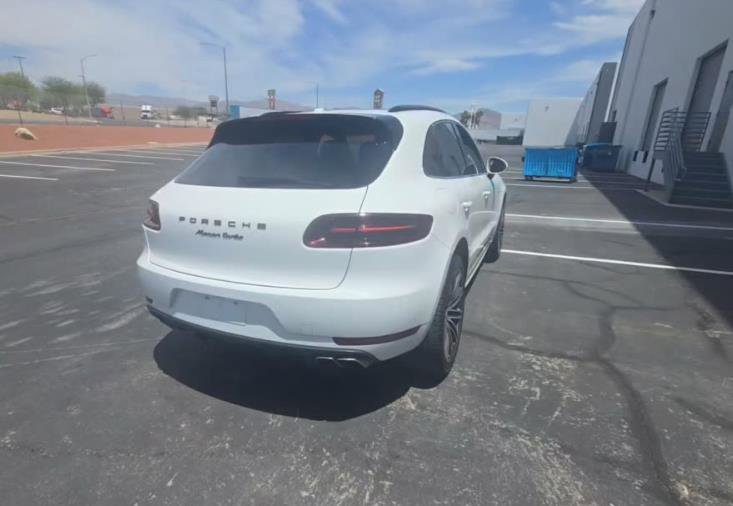 Used 2017 Porsche Macan Turbo AWD/4WD image 12