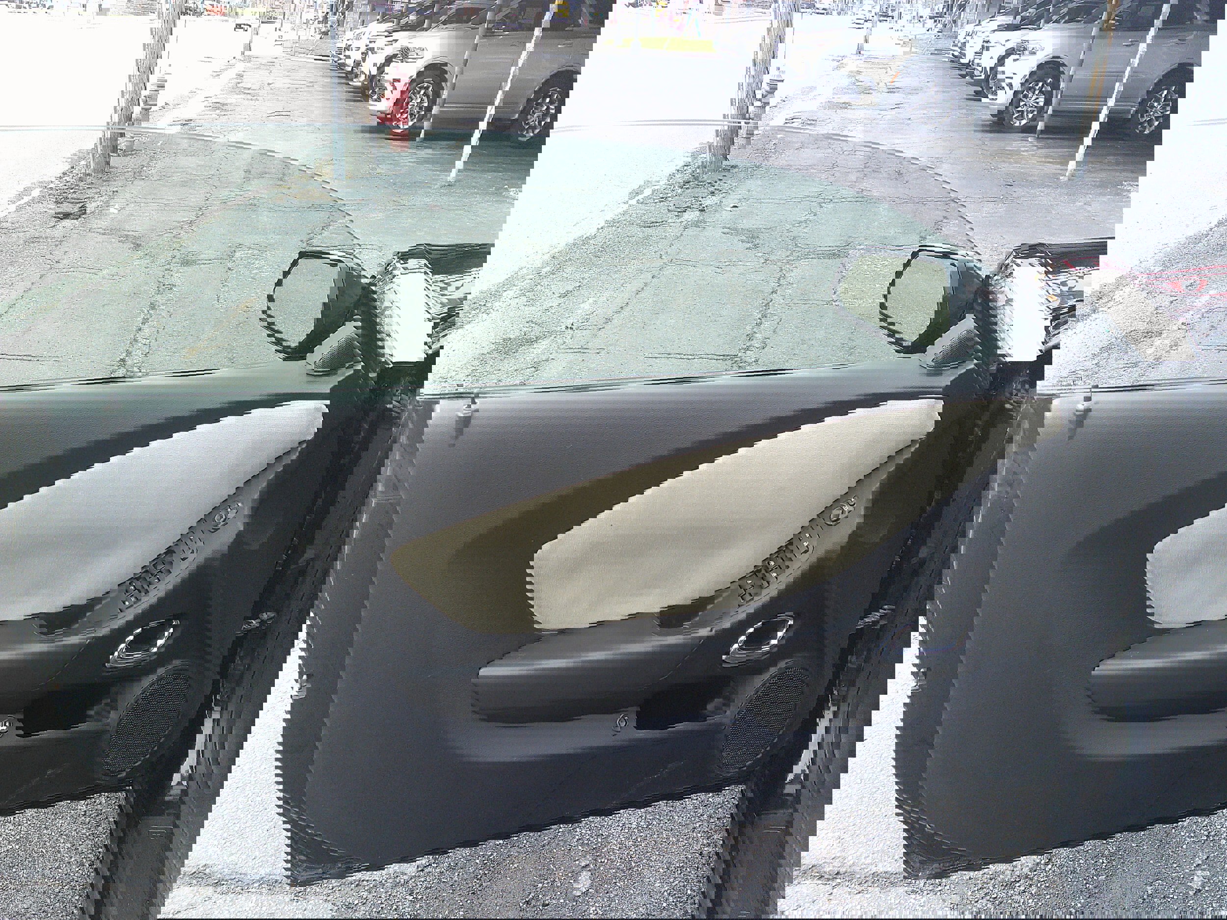 Used 2014 Chevrolet Camaro LT RWD image 17