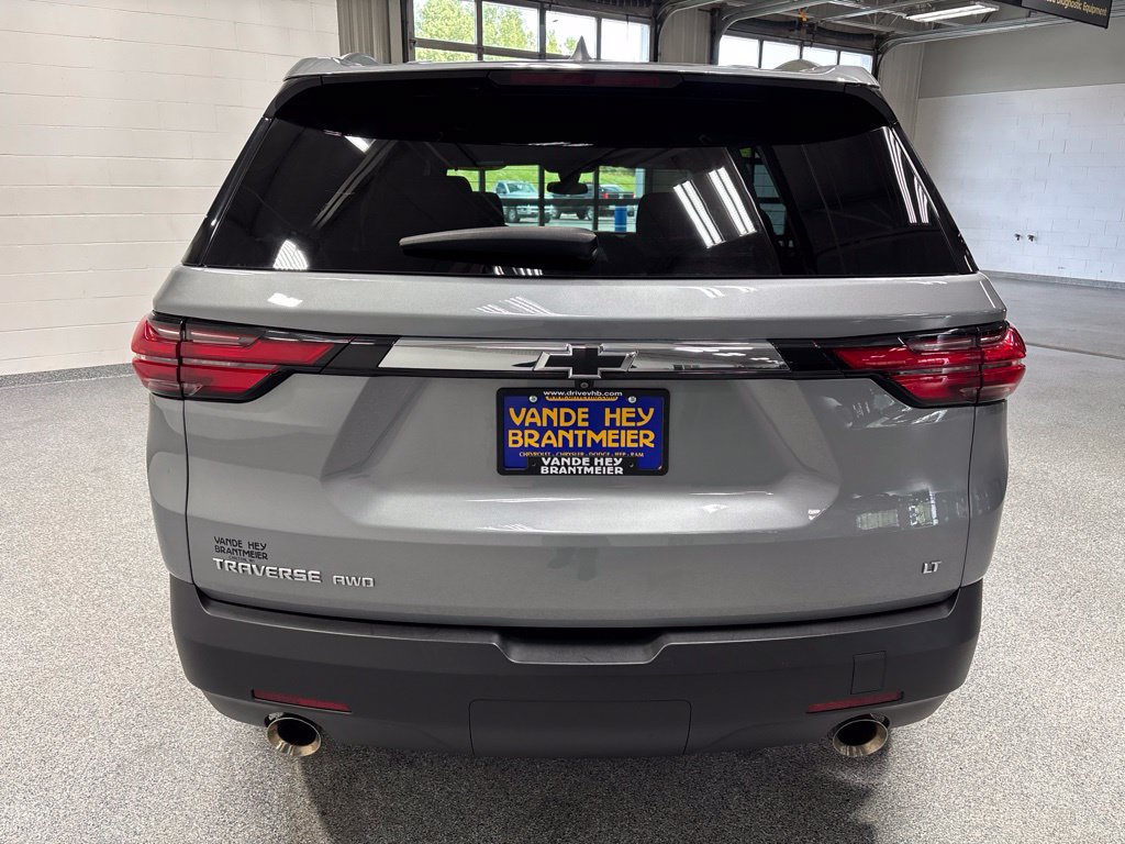 Used 2023 Chevrolet Traverse LT AWD/4WD image 6