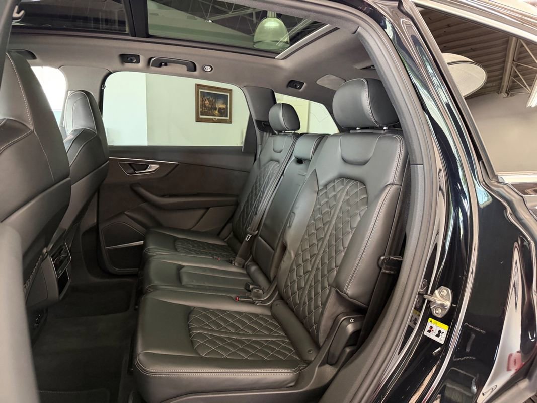 Used 2021 Audi SQ7 Premium Plus AWD/4WD image 48