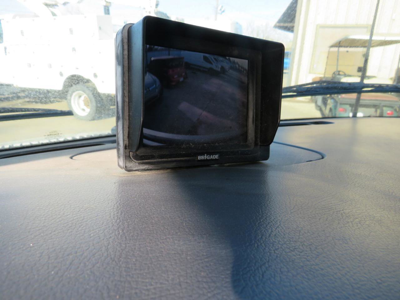 Used 2001 Ford E-150 and Econoline 150 RWD image 11