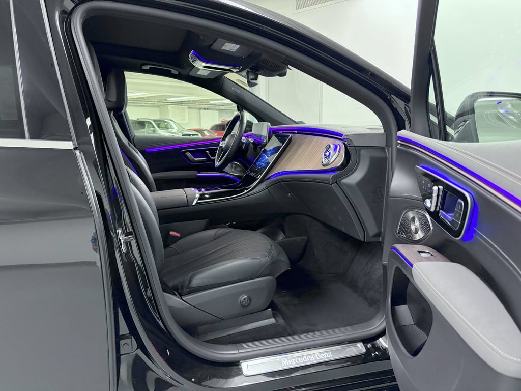 Used 2023 Mercedes-Benz EQS 450+ 4MATIC SUV image 18