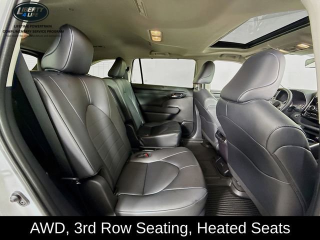 Used 2024 Toyota Highlander XLE image 28