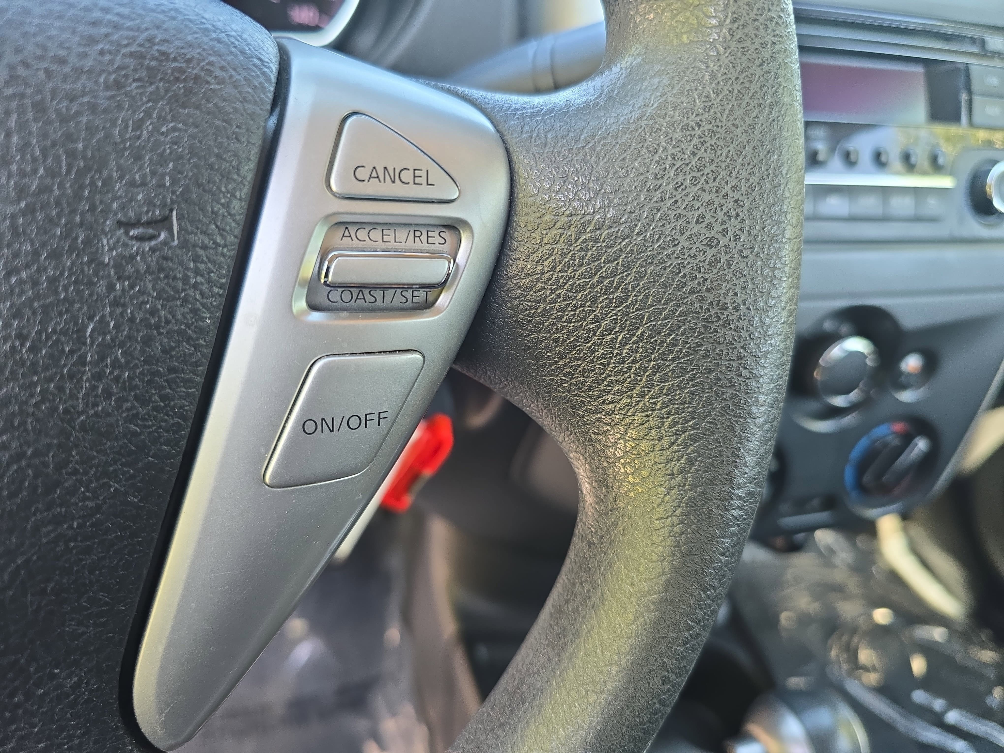 Used 2016 Nissan Versa SV FWD image 17