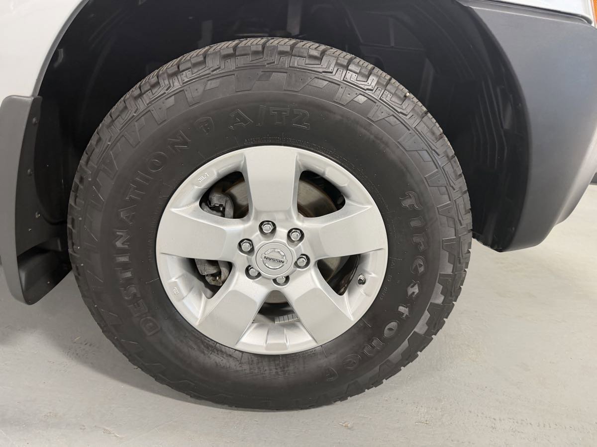 Used 2013 Nissan Xterra S AWD/4WD image 2