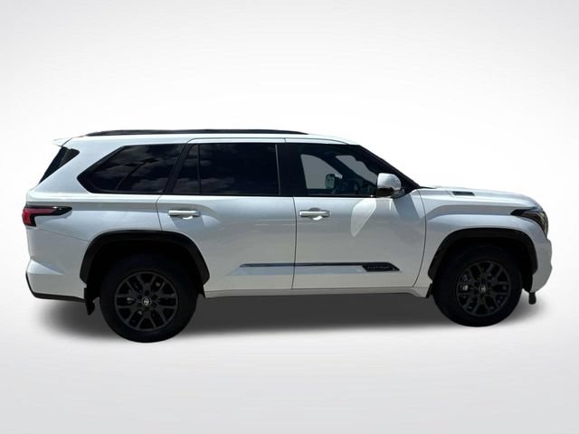 Used 2026 Toyota Sequoia Platinum AWD/4WD image 11
