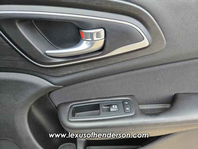 Used 2015 Chrysler 200 Limited w/ Convenience Group FWD image 17