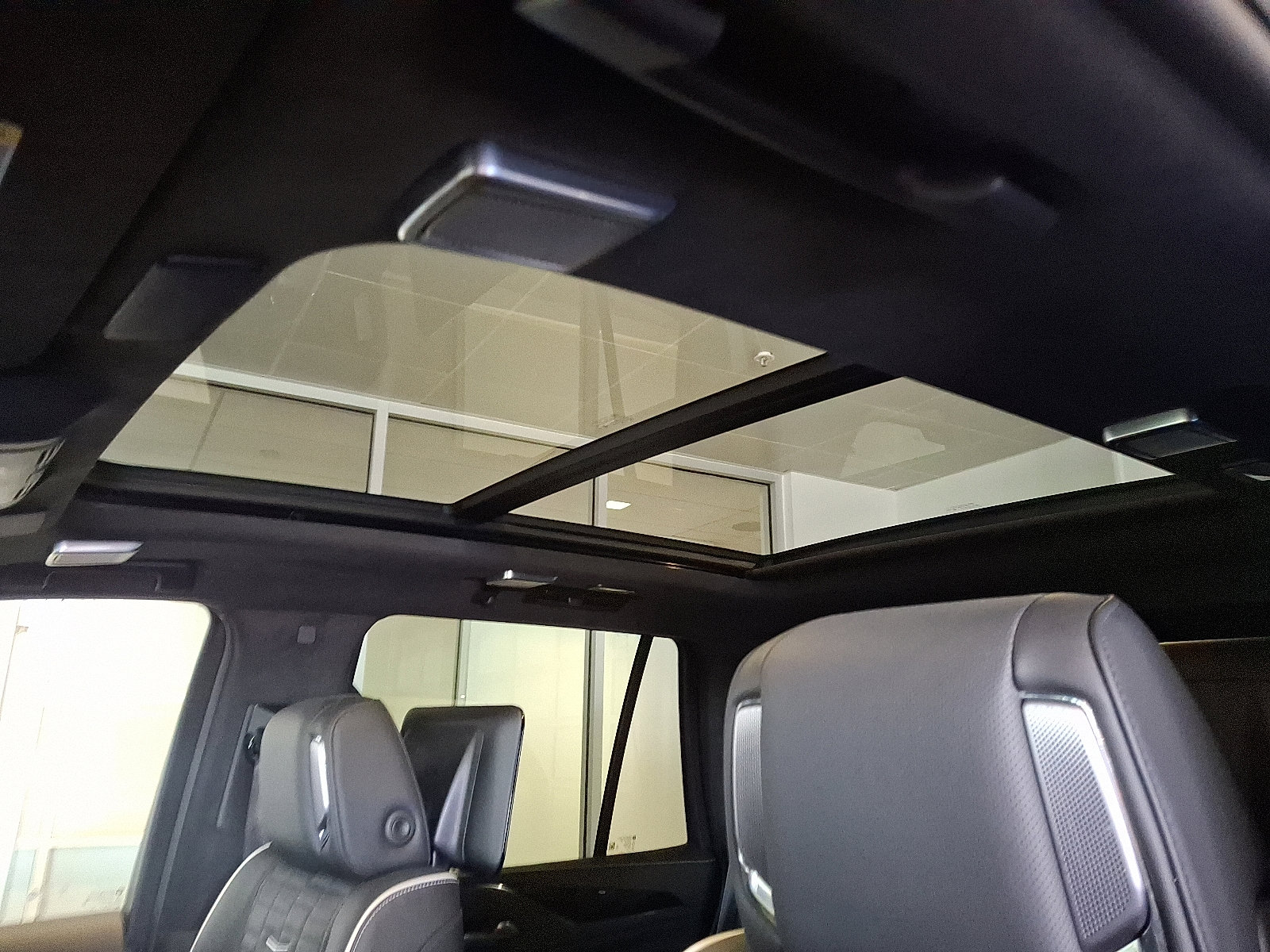 Used 2024 Cadillac Escalade V w/ LPO, Floor Liner Package image 10