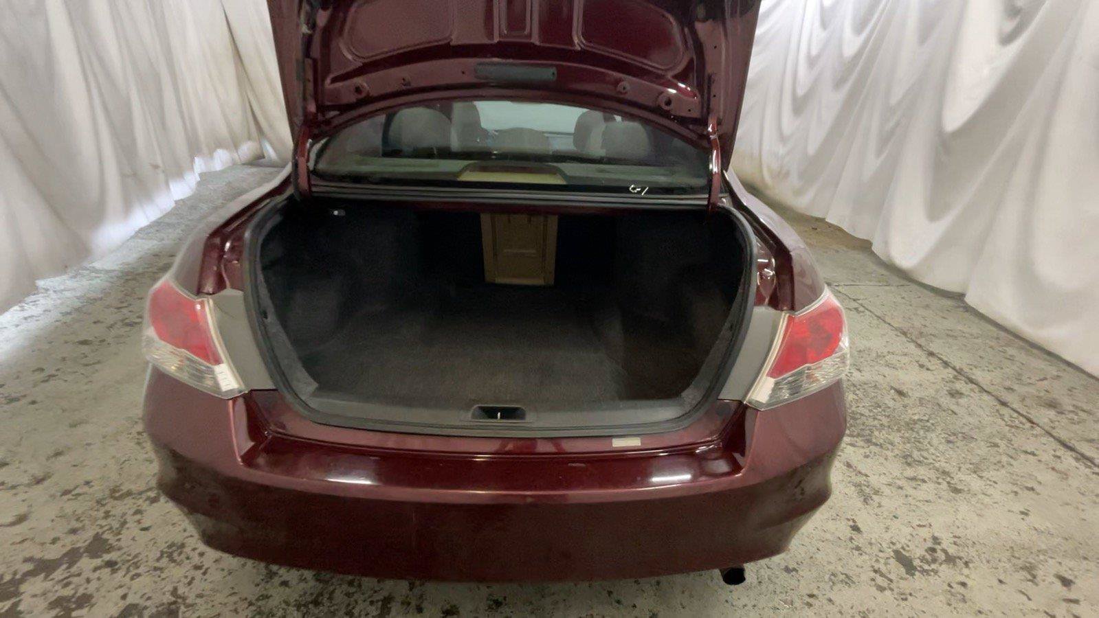 Used 2010 Honda Accord LX image 19