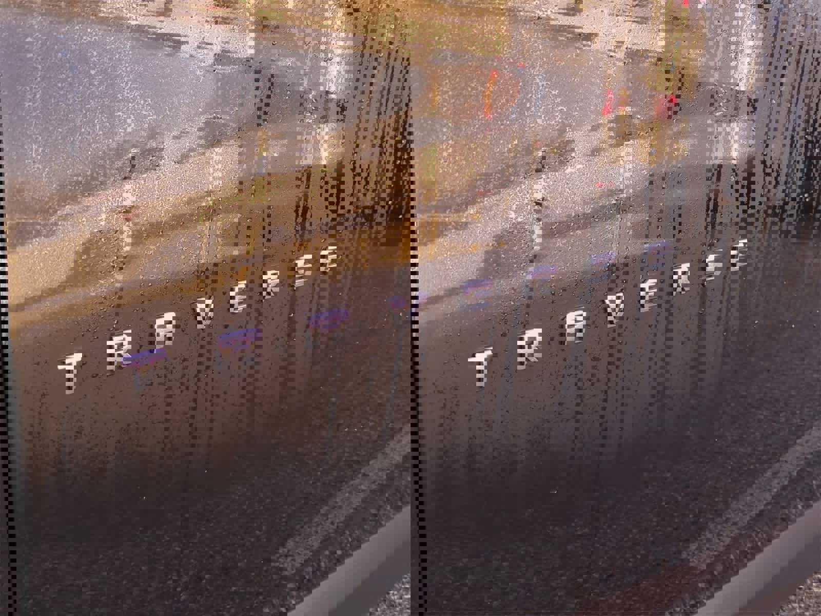 Used 2020 Chevrolet Traverse LT image 13