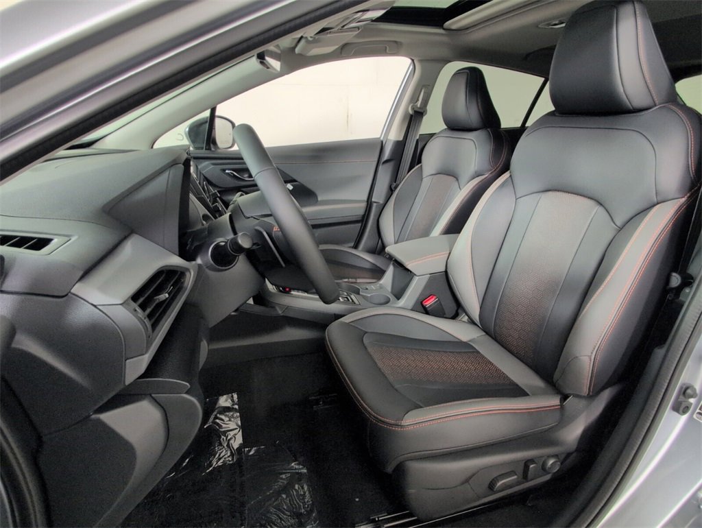 New 2025 Subaru Crosstrek 2.5i Limited w/ Popular Package #3A image 5