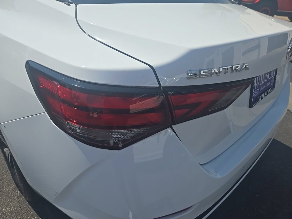 Used 2022 Nissan Sentra SV FWD image 34