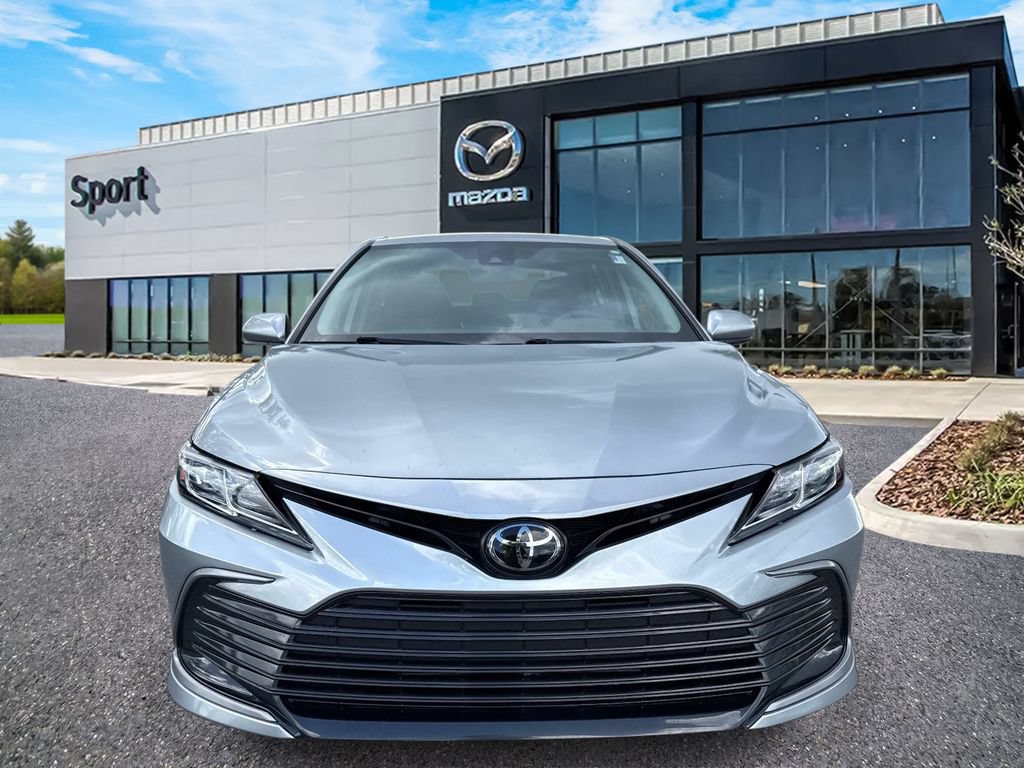 Used 2023 Toyota Camry LE FWD image 9