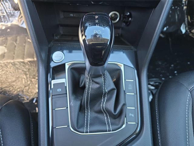 New 2026 Volkswagen Taos SE image 19