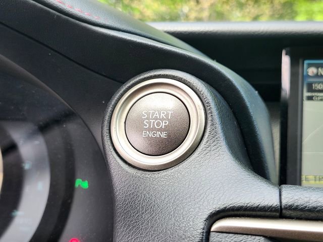 Used 2019 Lexus IS 300 AWD image 25