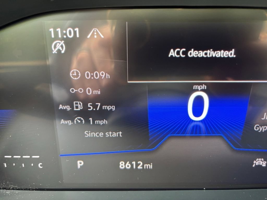 Used 2024 Volkswagen Tiguan SE R-Line AWD/4WD image 23