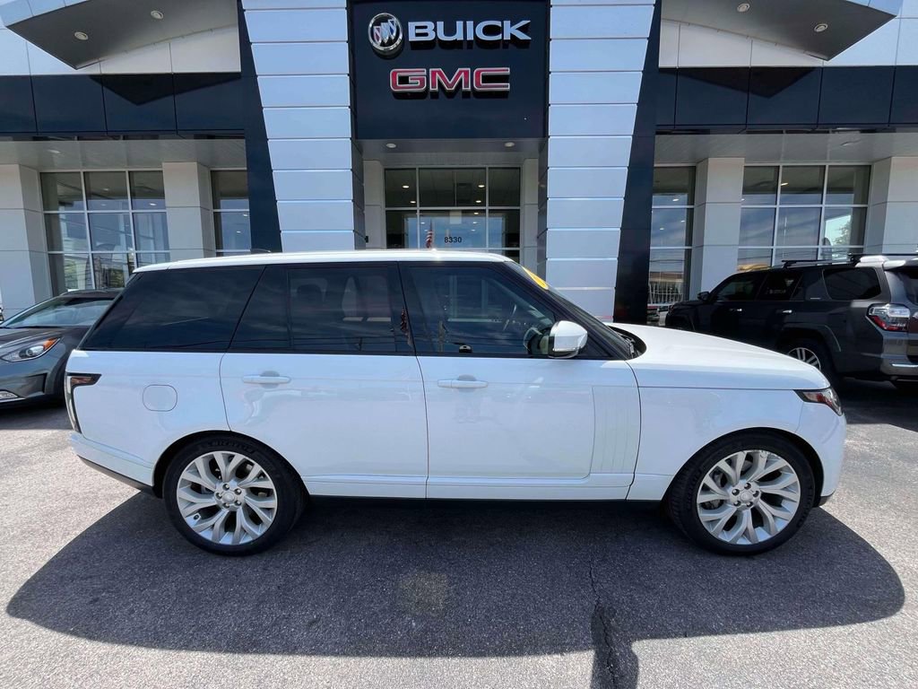 Used 2019 Land Rover Range Rover AWD/4WD image 2