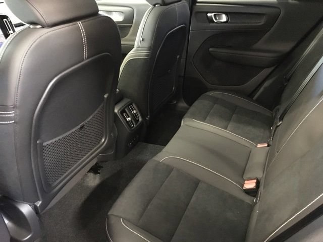 New 2024 Volvo XC40 Recharge Plus w/ Protection Package Premier RWD image 27