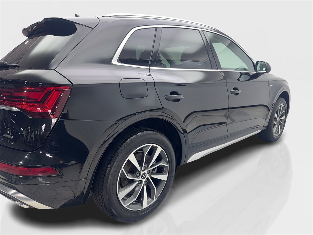 Used 2022 Audi Q5 2.0T Premium w/ Convenience Package image 13