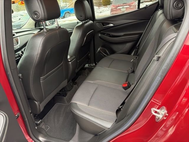 Used 2022 Buick Encore GX Preferred w/ Cold Weather Comfort Package image 18