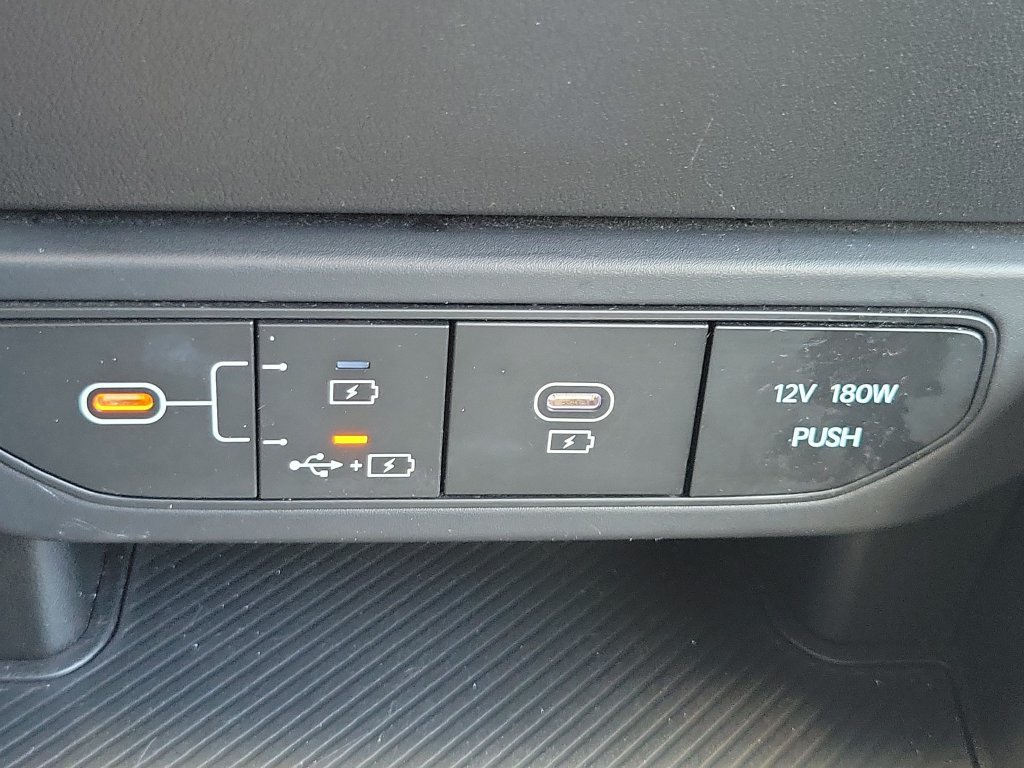 Used 2025 Kia K4 FWD image 26
