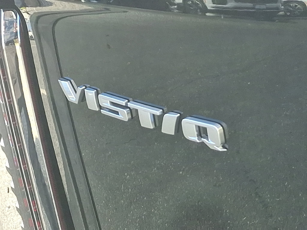 New 2027 Cadillac Vistiq Sport w/ LPO, Floor Liner Package AWD/4WD image 11