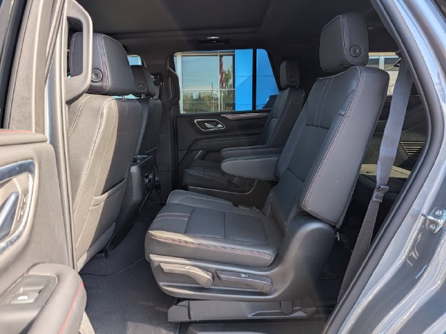 Used 2022 Chevrolet Tahoe RST w/ Luxury Package AWD/4WD image 15