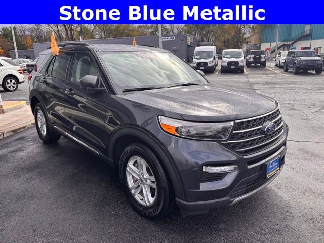 Certified 2022 Ford Explorer XLT w/ Equipment Group 202A image 10