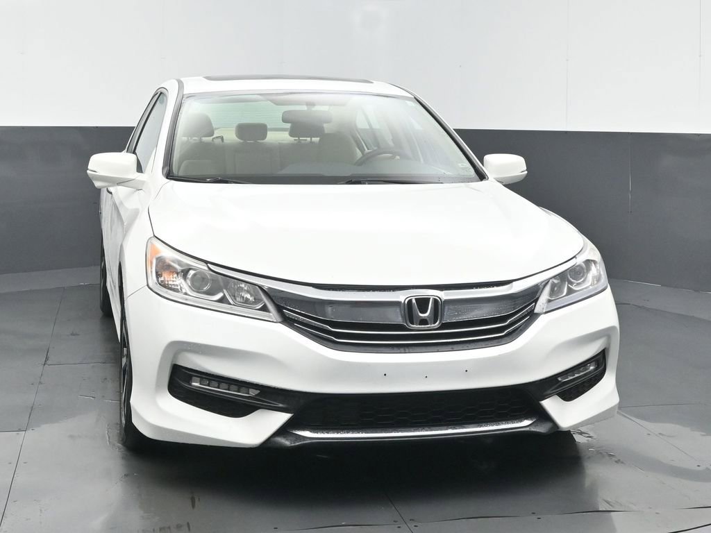 Used 2016 Honda Accord EX image 4