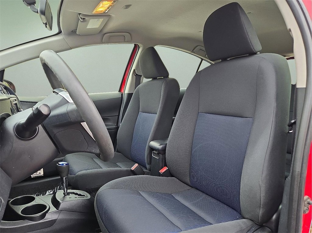 Used 2015 Toyota Prius C Four image 19