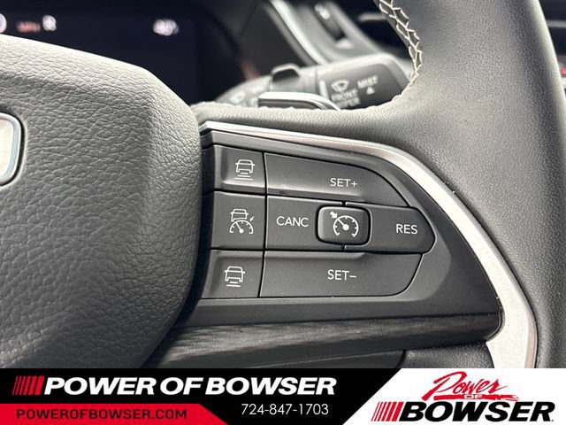 Used 2023 Jeep Grand Cherokee L Laredo AWD/4WD image 17