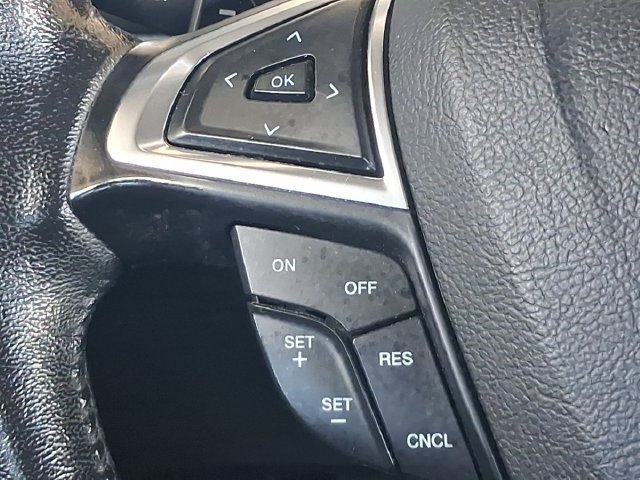 Used 2019 Ford Fusion SEL FWD image 12