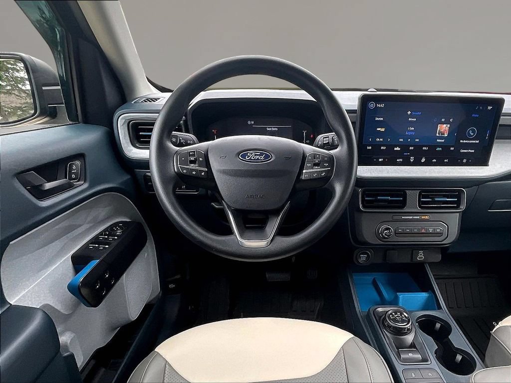 Used 2025 Ford Maverick XLT w/ Equipment Group 302A AWD/4WD image 9