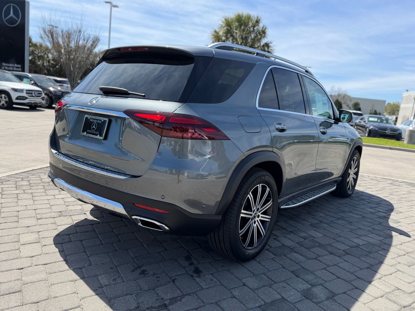 New 2026 Mercedes-Benz GLE 350 4MATIC image 9