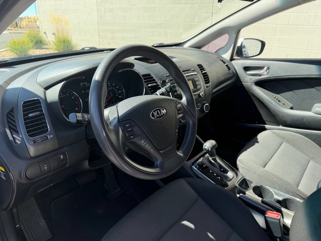 Used 2017 Kia Forte LX FWD image 15