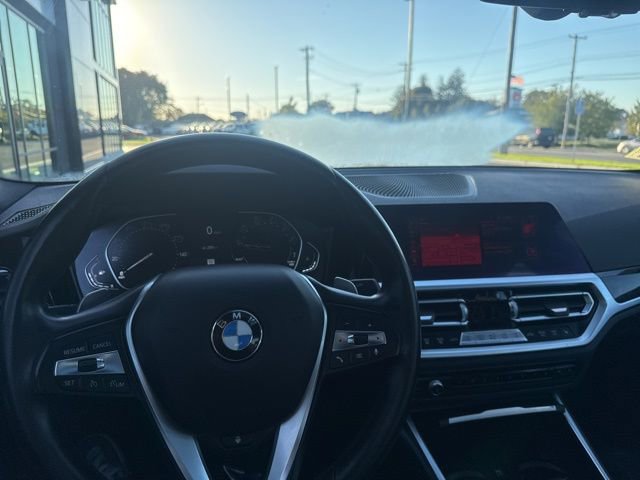 Used 2021 BMW 330i xDrive Sedan w/ Convenience Package image 22