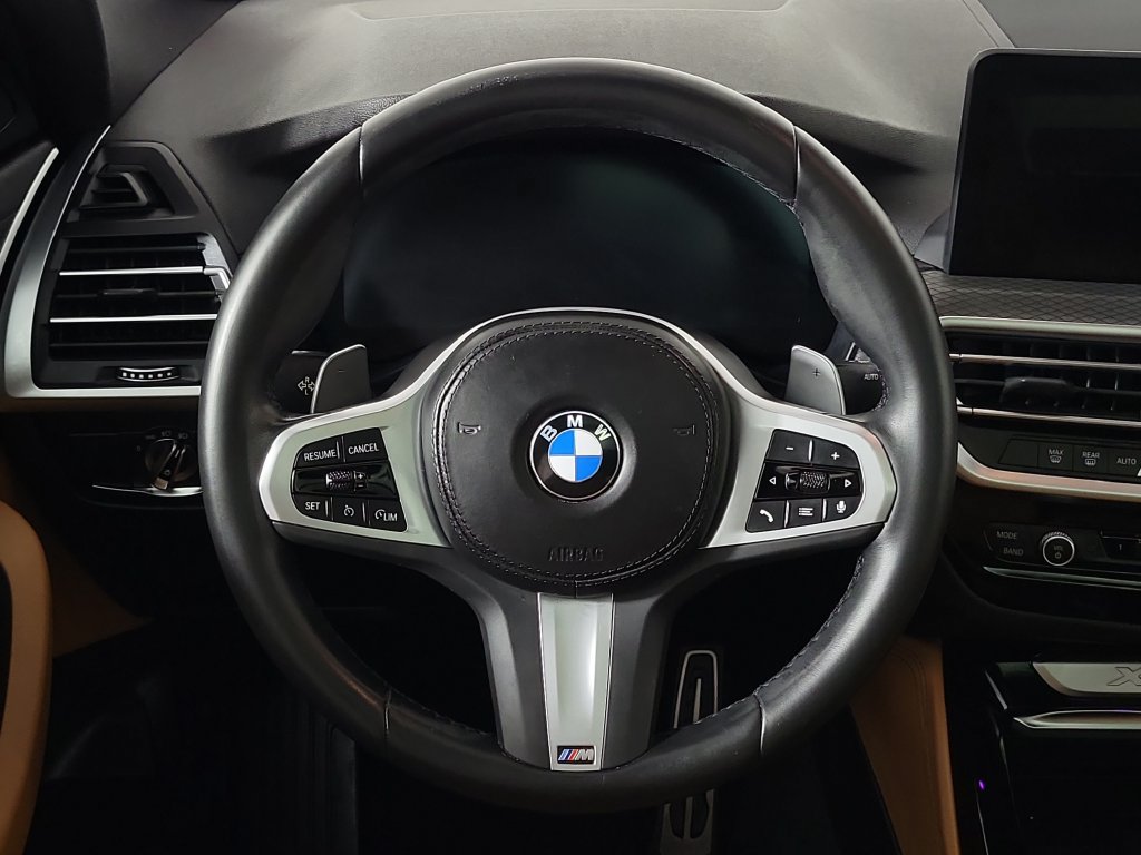 Used 2024 BMW X4 xDrive30i w/ M Sport Package AWD/4WD image 13