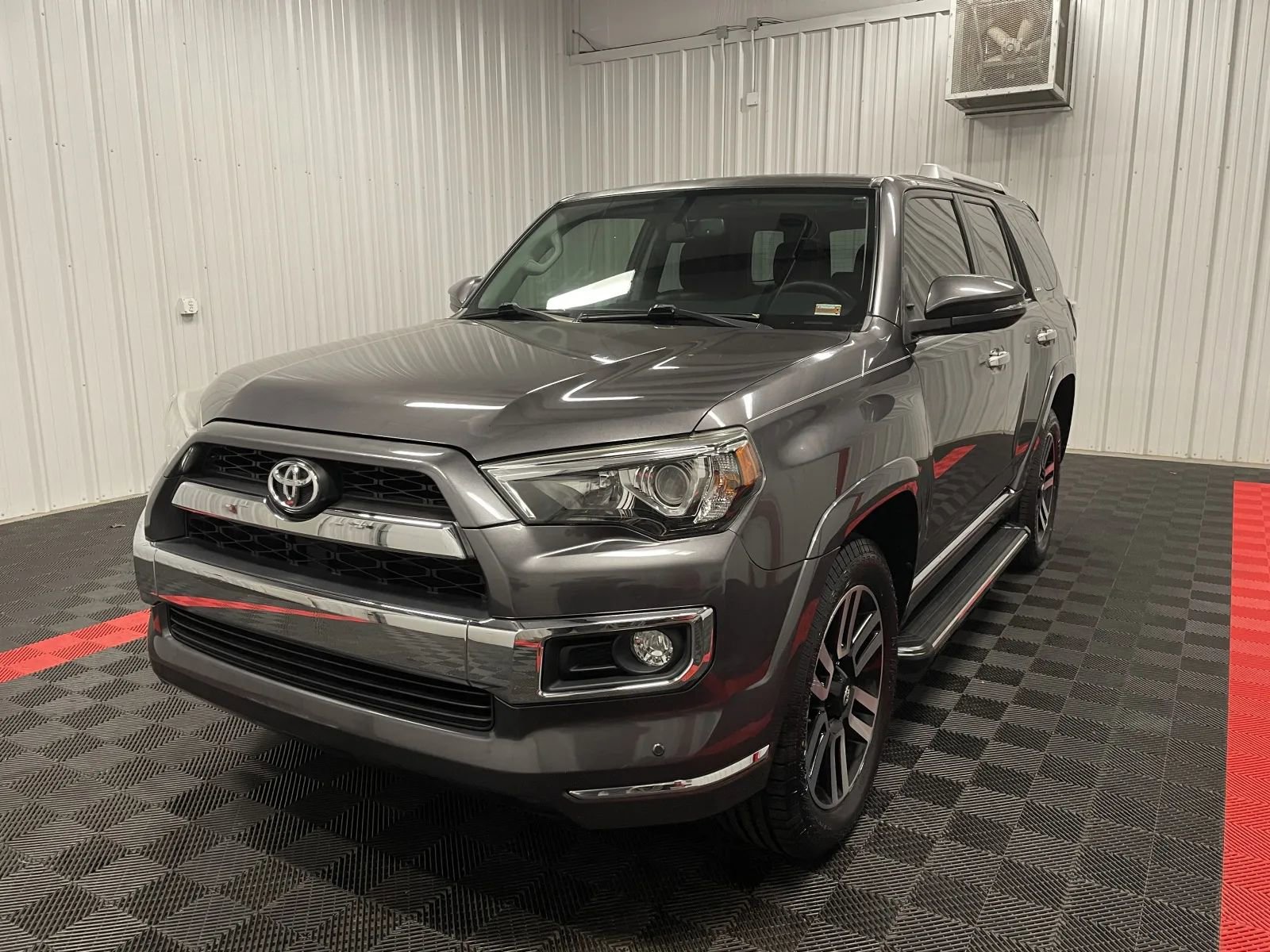 Used 2019 Toyota 4Runner Limited image 10