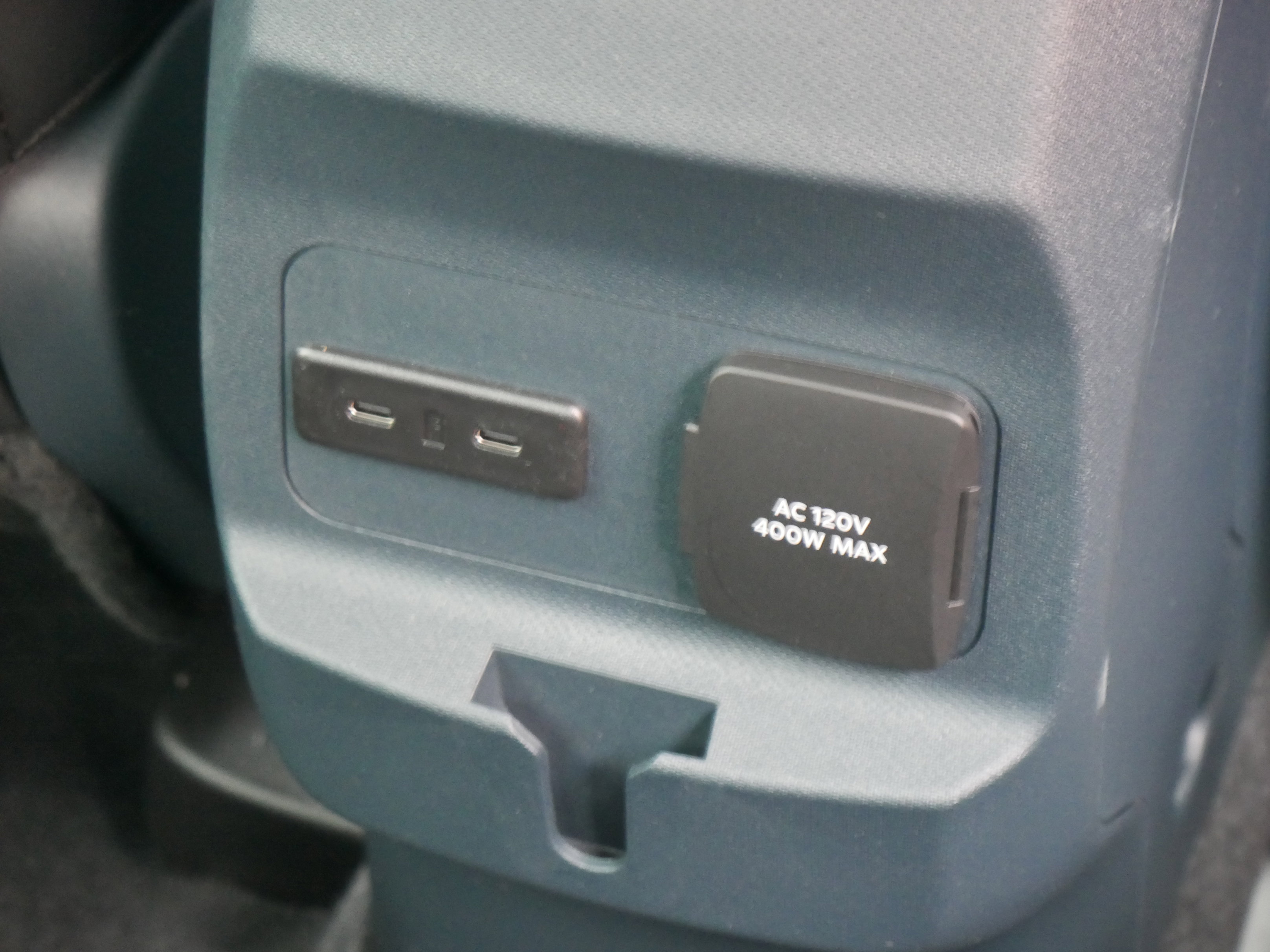 New 2025 Ford Maverick Lariat w/ Black Appearance Package image 31