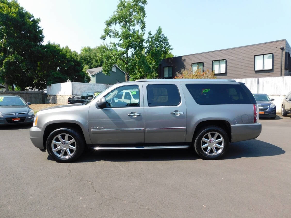 Used 2012 GMC Yukon XL Denali AWD/4WD image 23