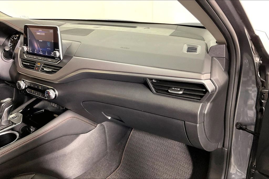 Used 2024 Nissan Altima 2.5 SR image 22