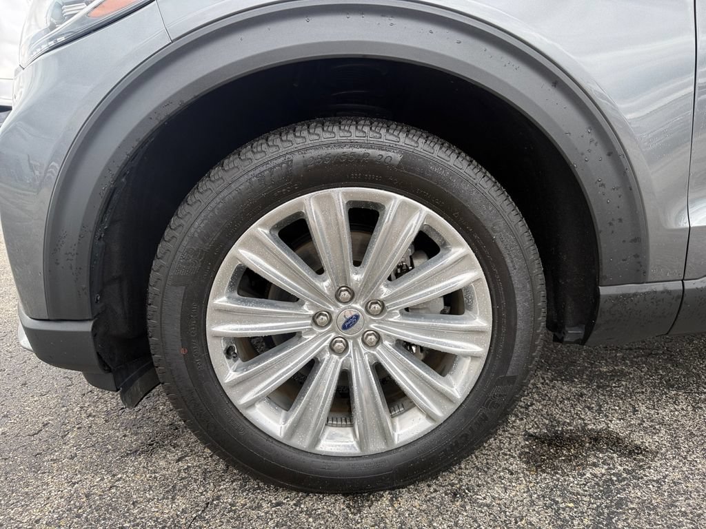 Used 2025 Ford Explorer Platinum w/ LUX Leather Package AWD/4WD image 28