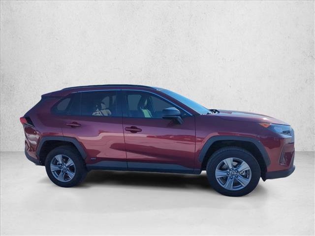 Certified 2022 Toyota RAV4 LE AWD/4WD image 4