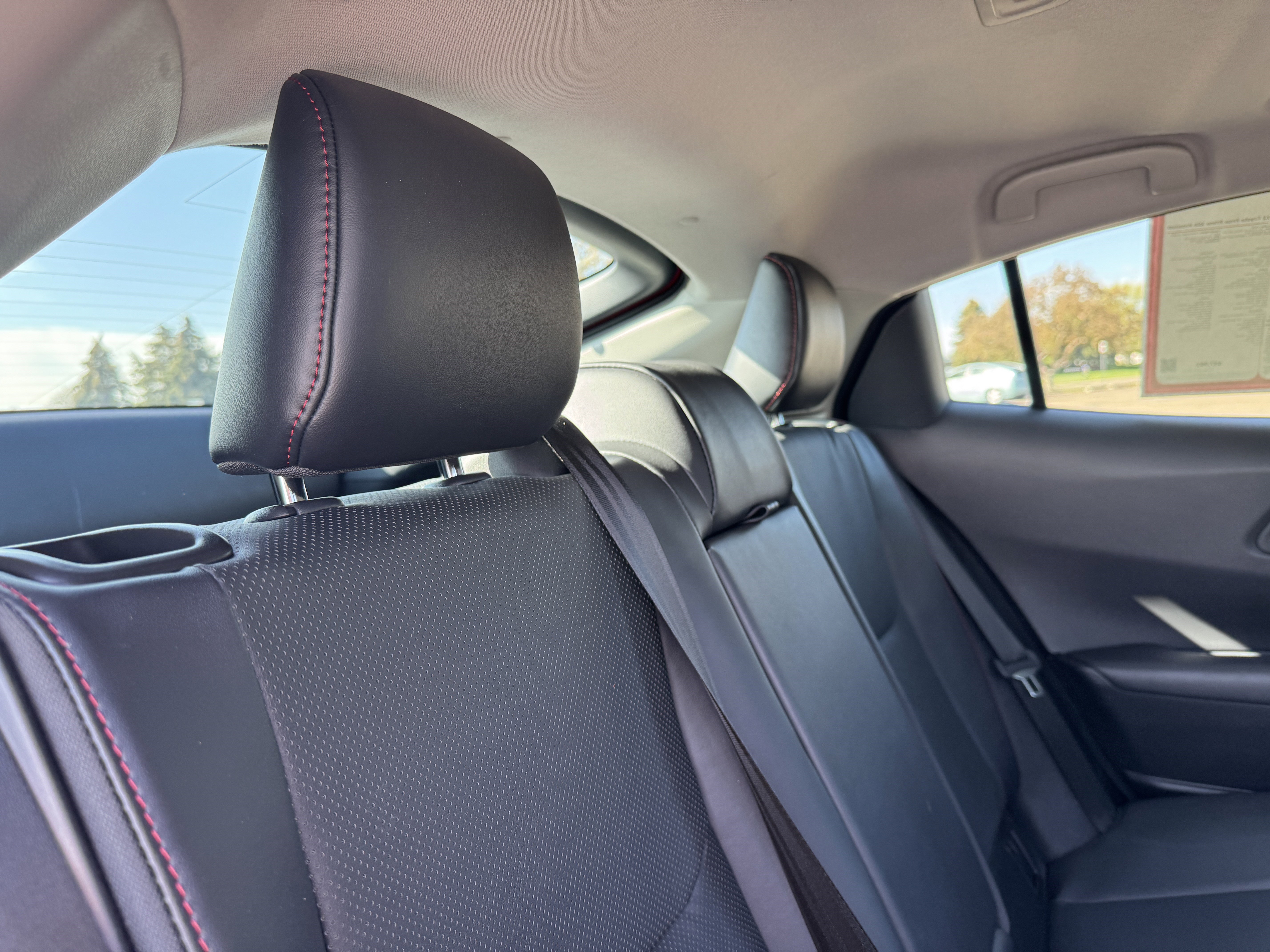 Used 2023 Toyota Prius Prime Premium FWD image 19