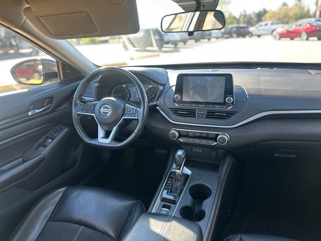 Used 2022 Nissan Altima 2.5 SR image 17