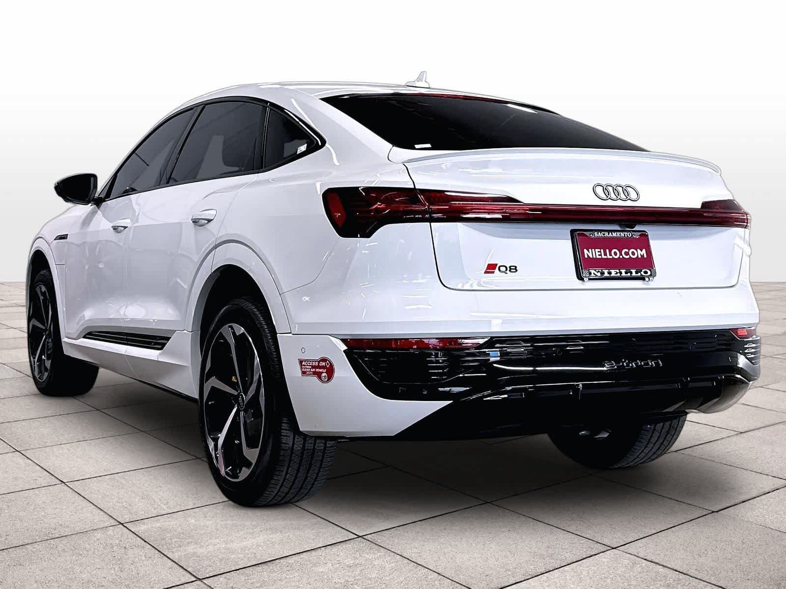 Used 2024 Audi Q8 e-tron Premium Plus w/ Premium Plus Package AWD/4WD image 13