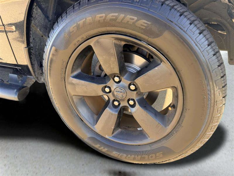 Used 2018 RAM 1500 Express w/ Black Ram 1500 Express Group image 27