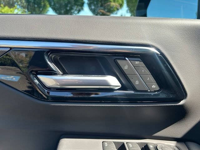 New 2026 Chevrolet Tahoe RST w/ Comfort Package AWD/4WD image 19